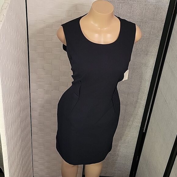 BRAND NEW CALVIN KLEIN SLEEVELESS HIDDEN ZIP CLOSURE DRESS - Picture 9 of 14